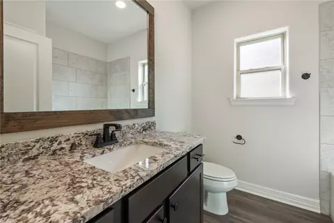 Bath - 2813 Spector Dr, Bryan, TX 77808 photo 7 of 8