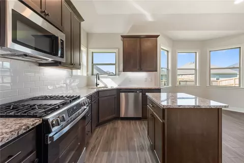 Kitchen - 2813 Spector Dr, Bryan, TX 77808 photo 7 of 9