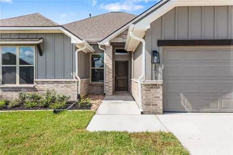 Exterior - 2813 Spector Dr, Bryan, TX 77808 photo 6 of 8