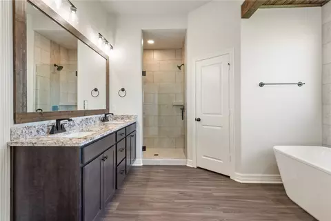 Bath - 2813 Spector Dr, Bryan, TX 77808 photo 2 of 8