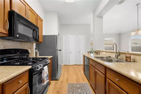 2030 Mountain Wind Loop, Bryan, TX 77807 photo 9