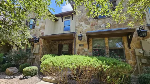 3201 Cain Rd, College Station, TX 77845