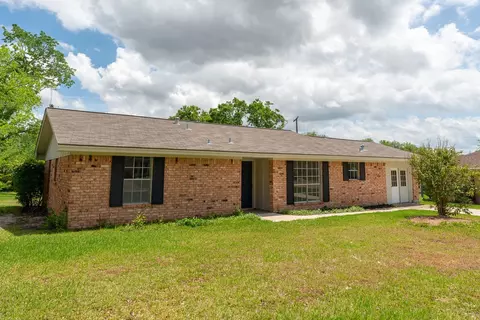 1102 Lamar Dr, Bryan, TX 77802 photo 2