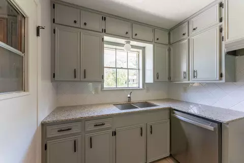1102 Lamar Dr, Bryan, TX 77802 photo 9