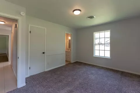 1102 Lamar Dr, Bryan, TX 77802 photo 18