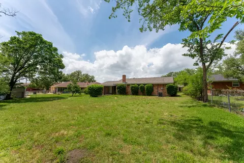 1102 Lamar Dr, Bryan, TX 77802 photo 22