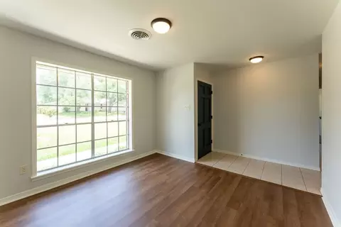 1102 Lamar Dr, Bryan, TX 77802 photo 5