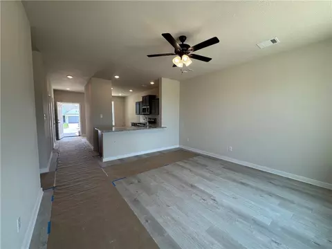 5641 Fox Blf, Bryan, TX 77807 photo 7