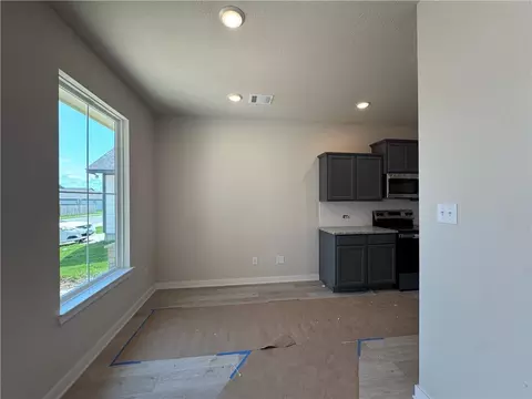 5641 Fox Blf, Bryan, TX 77807 photo 3