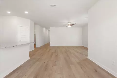 5649 Fox Bluff Dr, Bryan, TX 77807 photo 16