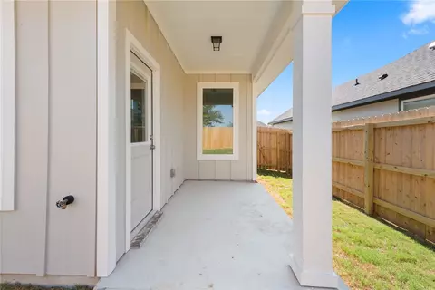 5649 Fox Bluff Dr, Bryan, TX 77807 photo 34