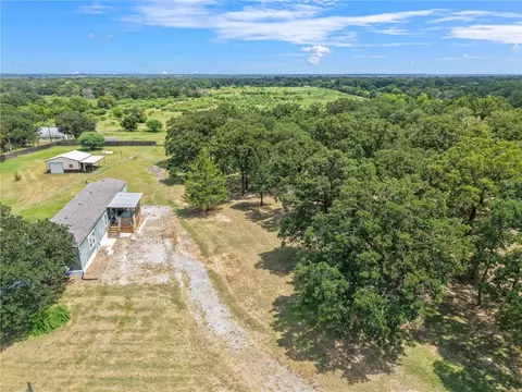 9150 Hensarling Ln, Bryan, TX 77808 photo 2