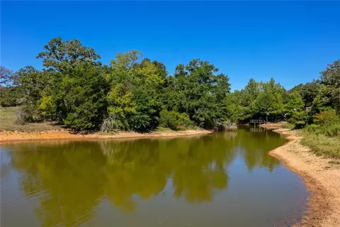 11041 Jackrabbit Ln, Bryan, TX 77808 photo 4