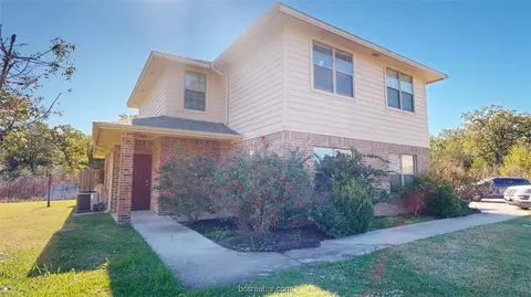 44324434 44364438 Reveille Rd, College Station, TX 77845