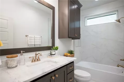 Bath - 3545 Chantilly Path, Bryan, TX 77808 photo 6 of 6