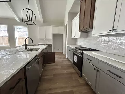 Kitchen - 3577 Chantilly Path, Bryan, TX 77808 photo 1 of 2