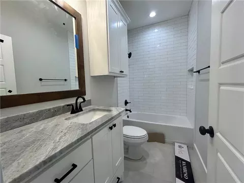 Bath - 3577 Chantilly Path, Bryan, TX 77808 photo 4 of 5