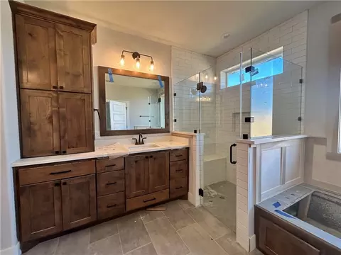 Bath - 3577 Chantilly Path, Bryan, TX 77808 photo 1 of 5