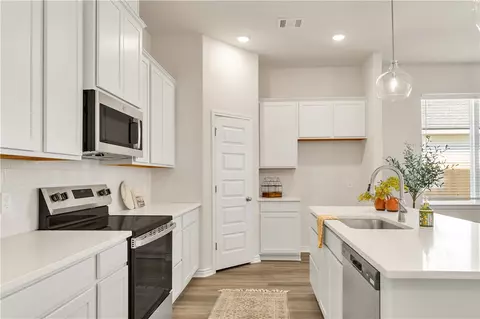 Kitchen - 3520 Pointe Du Hoc Dr, Bryan, TX 77808 photo 2 of 4
