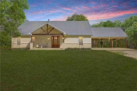 8952 Gibbons Creek Rd, Anderson, TX 77830