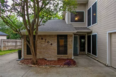 8704 Bent Tree Dr, College Station, TX 77845