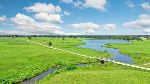 5059 County Road 132, Bedias, TX 77831