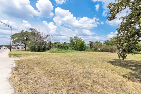 3309 3307 South College Ave, Bryan, TX 77801