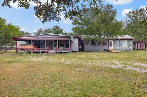 107 Cowboys Dr, Somerville, TX 77879