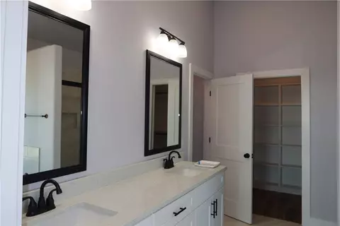 1971 Cambria Dr, Bryan, TX 77807 photo 8