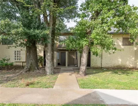 4403 Carter Creek Parkway 7, Bryan, TX 77802