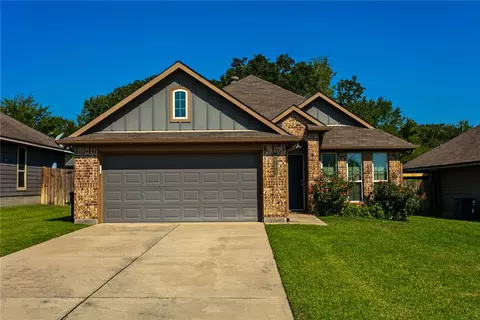 4143 Whispering Creek Dr, College Station, TX 77845