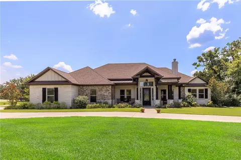 5057 Vintage Oaks Ct, College Station, TX 77845