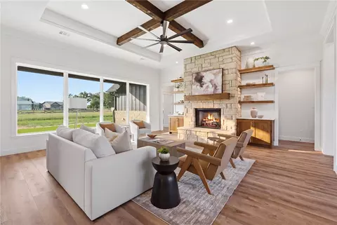 7873 Mathis Creek Dr, Bryan, TX 77808 photo 9