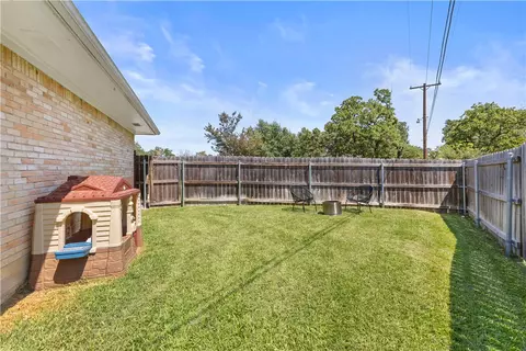 2310 Morningside Dr, Bryan, TX 77802 photo 30