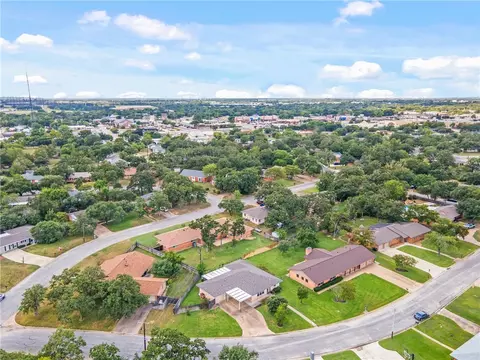 2310 Morningside Dr, Bryan, TX 77802 photo 34