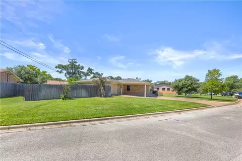 2310 Morningside Dr, Bryan, TX 77802 photo 2