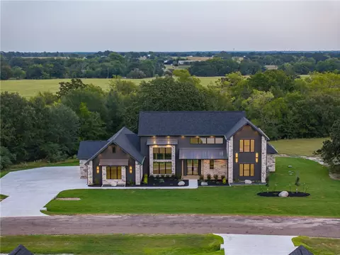 10717 Harvey Ranch Rd, College Station, TX 77845