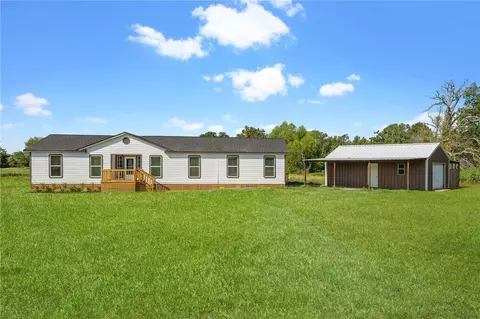 20198 Bracewell Rd, Bedias, TX 77831