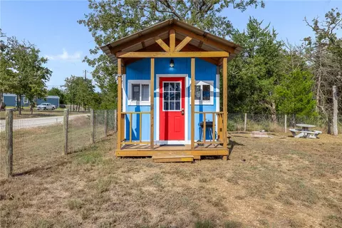 118 Berry Lane Ln, Somerville, TX 77879