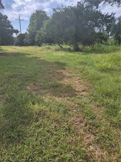 279 First St SW, Somerville, TX 77879