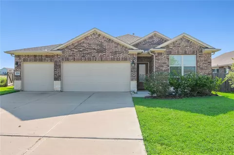 1700 Eagle View Dr, Navasota, TX 77868