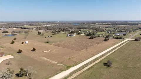 4599 Oakwood Ests, Bryan, TX 77808