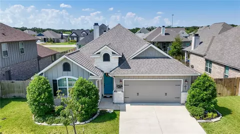 3916 Eskew Dr, College Station, TX 77845