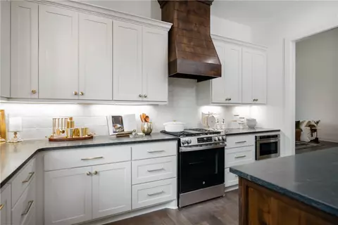 3581 Chantilly Path, Bryan, TX 77808 photo 8