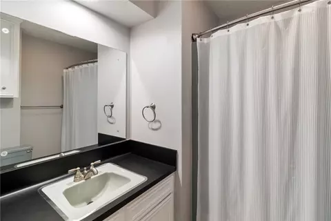 Bath - 2807 Barwick Cir, Bryan, TX 77802 photo 6 of 6