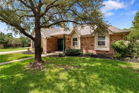 Exterior - 2807 Barwick Cir, Bryan, TX 77802 photo 2 of 5