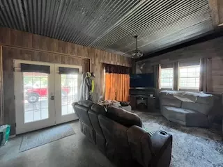 325 Apache Dr S, Somerville, TX 77879 photo 3