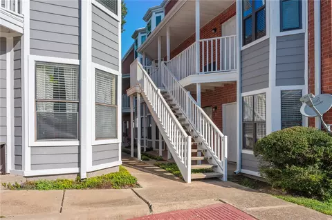 4441 Old College 7202, Bryan, TX 77801