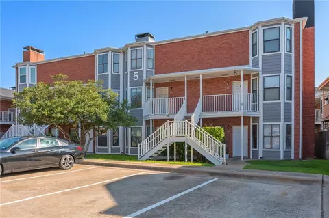 4441 Old College 5103, Bryan, TX 77801