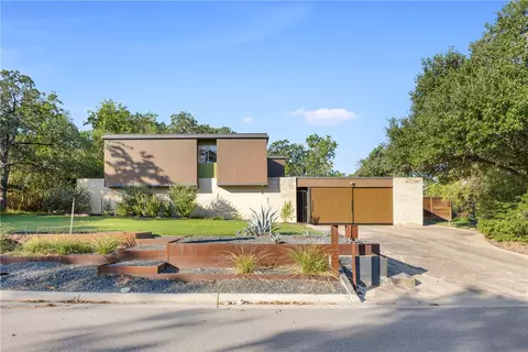 1110 Langford St, College Station, TX 77840